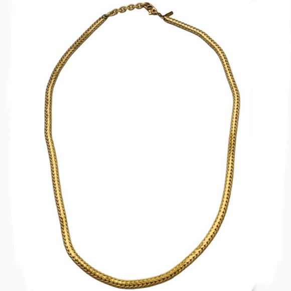 #SOLD# VINTAGE MONET GOLD-PLATED CUBAN WHEAT FILAGREE LINK ADJUSTABLE NECKLACE - Picture 4 of 14